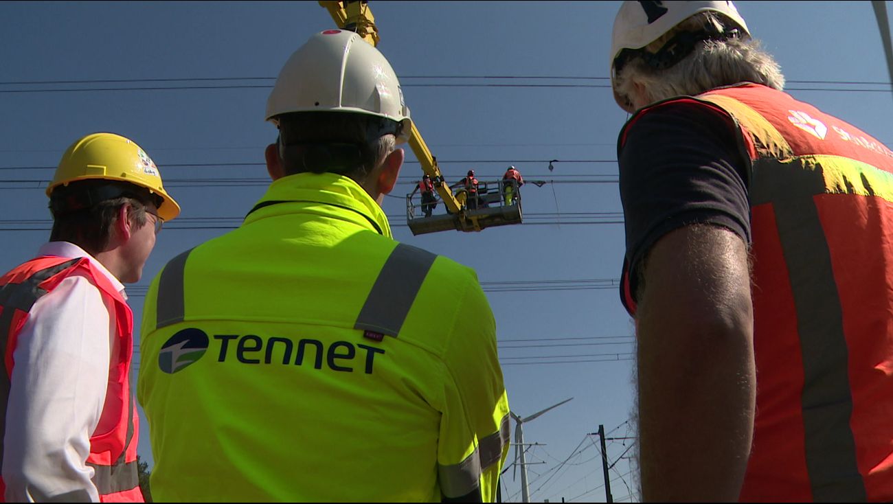 Omroep Flevoland - Nieuws - Gevolgen Stroomstoring Enorm, Herstel Gaat ...